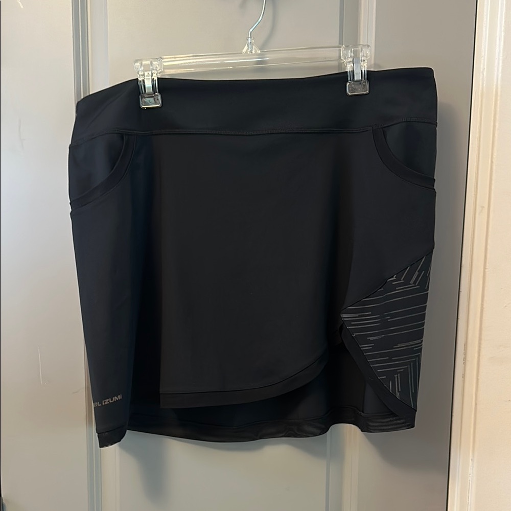NWOT Pearl Izumi Black Performance Skirt XXL